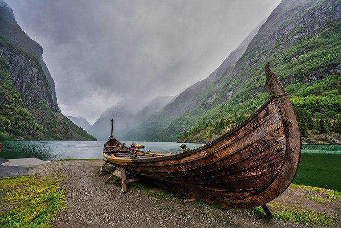 2-Day Round Trip from Bergen: THE GRAND SOGNEFJORD – fjords, waterfalls, glacier - Fjærland and the return across Vikafjellet