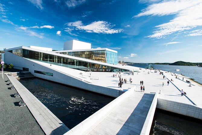 2-Hour Essential Oslo in the City Center Guided Walking Tour - Parliament, the Grand Hotel, and Oslo Cathedral
