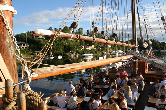 2-Hour Oslo Fjord Sightseeing Cruise by Sailing Ship - Choosing the right seat and dealing with the weather