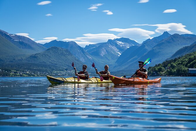 3-Hour Kayak Tour in Åndalsnes - Two hours toward Isfjorden and Romsdalsalpene