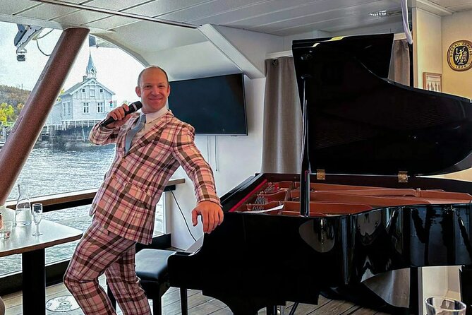 Afternoon Tea and Classic Concert on the Fjord - Seeing the Opera House from the water