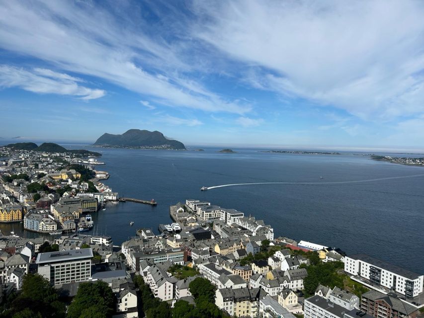 Ålesund: Giske and Godøy Islands Guided Sightseeing Tour - Why the islands make a good change from Ålesund