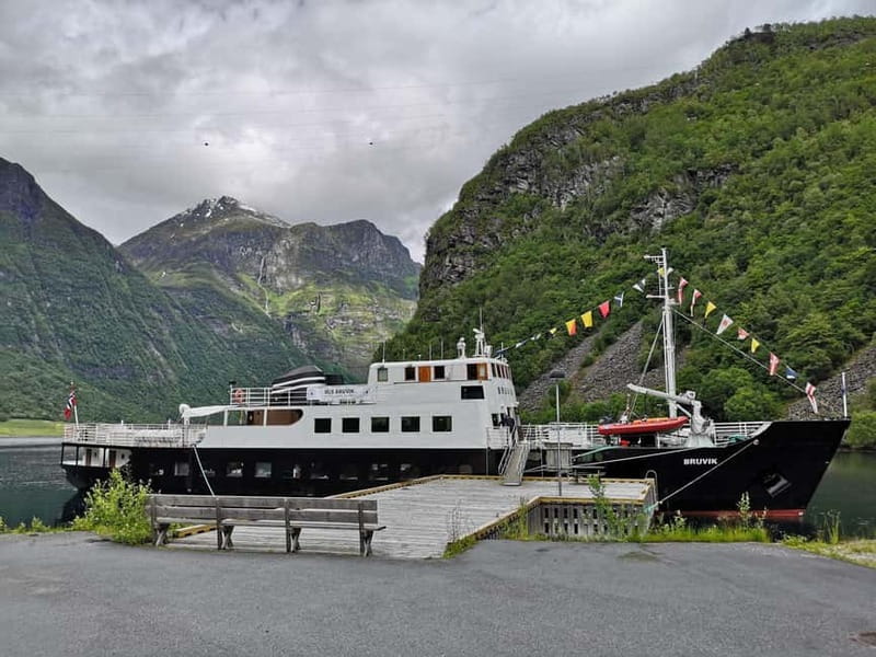 All About the Fjords, in one tour by bus & boat from Ålesund - Key points at a glance