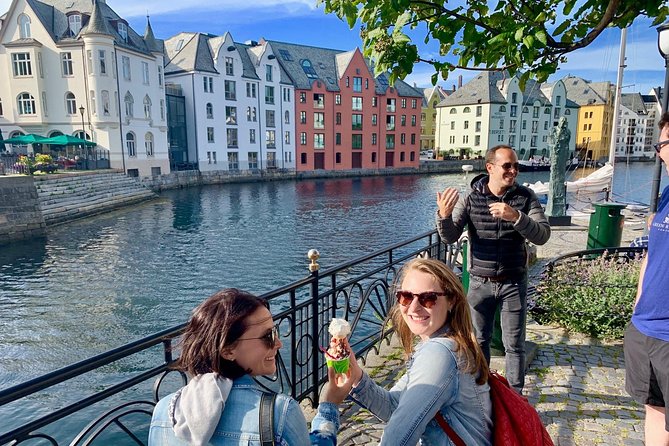 Amazing city walk in Ålesund - Ålesund Church and the city’s miracle stories