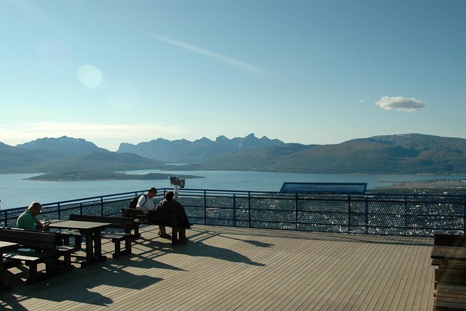Arctic Panorama cable car excursion - The 11:00 meeting in central Tromsø