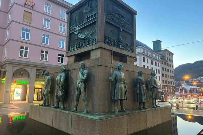 Audio Walking Tour in Bergen Famous Ghosts Location - An old town hall, a dungeon, and public punishment