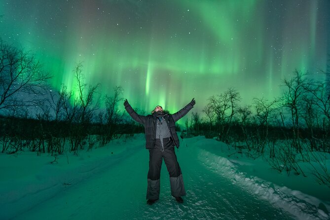 Aurora Hunt with the campfire and professional photographer - Why the moving route matters in Tromso