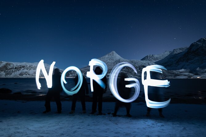 Auroras Hunt - Tour in Spanish, Northern Lights Chase in Spanish - Is the $243.65 price fair?