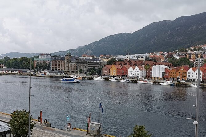 Bergen City Cruise - Skuteviken, Sandviken, and the old wooden shore