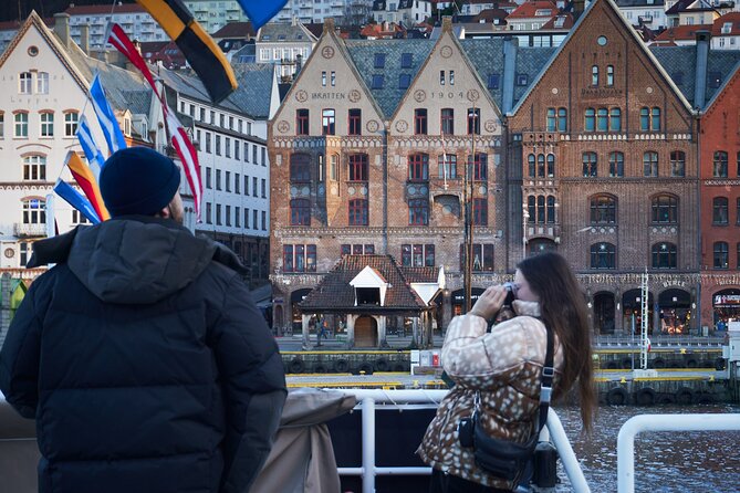 Bergen City Cruise - From Strandkaien to Bryggen’s Hanseatic wharf