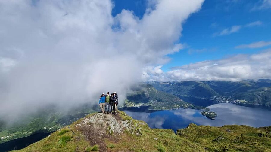 Bergen: Fjord Hiking - Public tour - Views that reward the climb