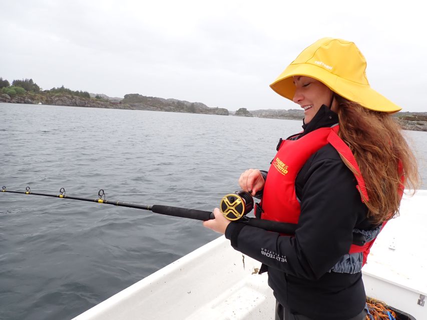 Bergen: Guided Fishing Tour with Outdoor Cooking - From Bergen streets to Øygarden’s open coast