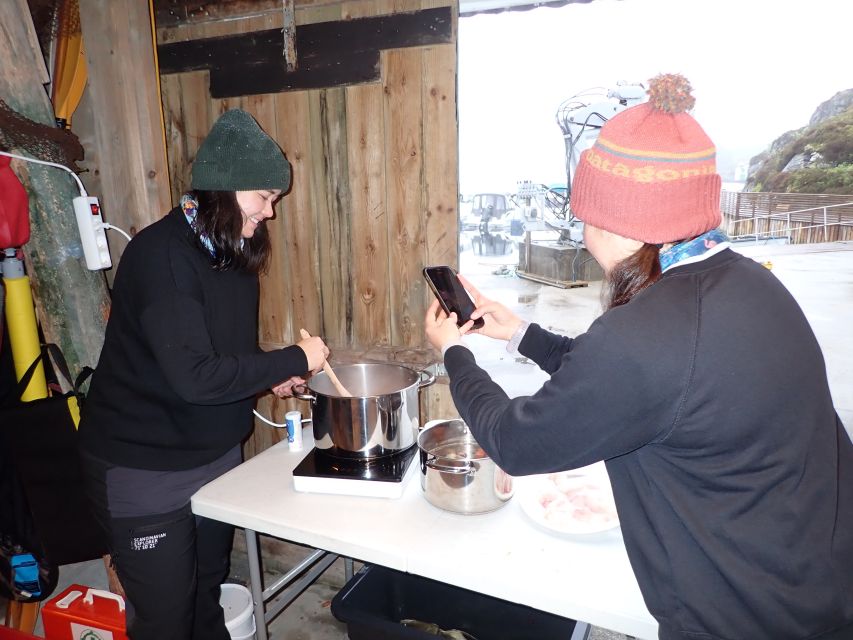 Bergen: Guided Fishing Tour with Outdoor Cooking - A practical lesson in Norwegian coastal food