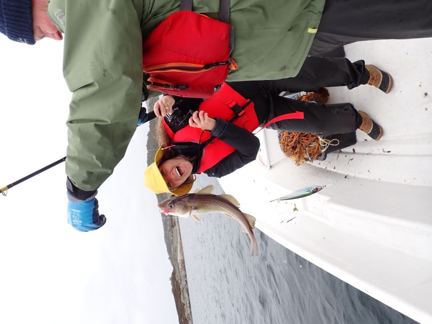 Bergen: Guided Fishing Tour with Outdoor Cooking - How the small group affects the experience