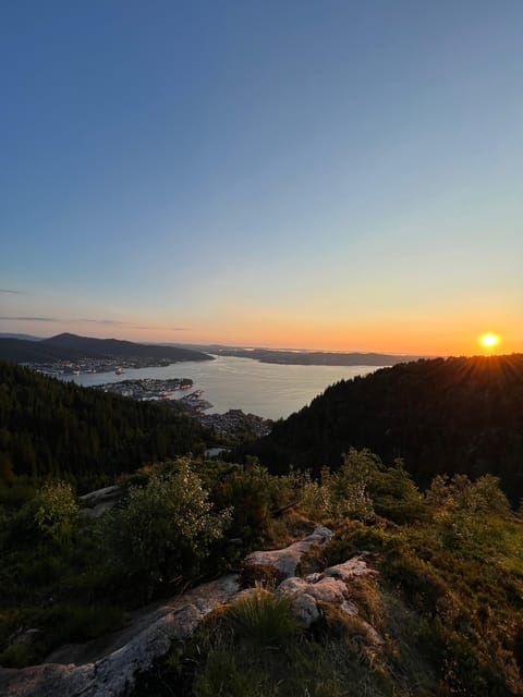 Bergen Magical Nature Tour | ViFlowExperience - Snacks, warm drinks, and the High Altitude Drink