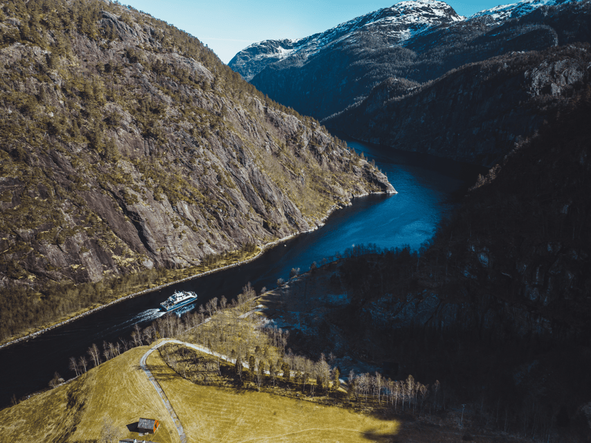 Bergen: Mostraumen Fjord & Waterfall Cruise - How to get the best value from $81