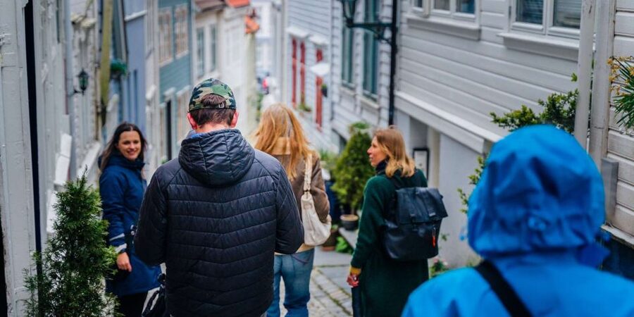 Bergen: Nordnes Neighborhood Hidden Gems Walking Tour - Seeing Nordnes as a living neighborhood