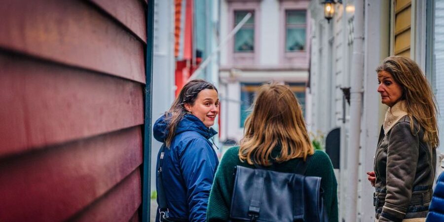 Bergen: Nordnes Neighborhood Hidden Gems Walking Tour - The prettiest alley and the best photo opportunities