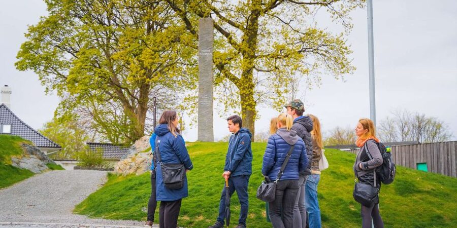 Bergen: Nordnes Neighborhood Hidden Gems Walking Tour - Starting beside the old white stone building