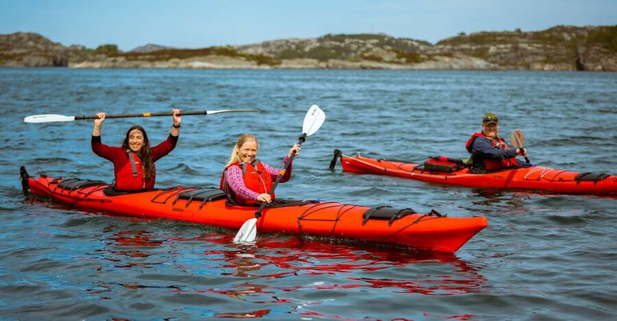 Bergen: Øygarden Islets Guided Kayaking Tour - Three hours among the Øygarden islets
