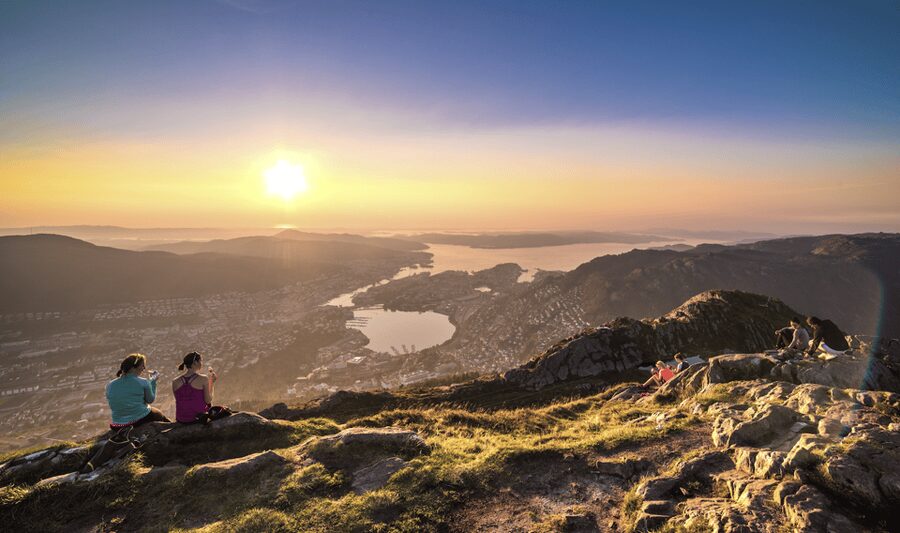 Bergen: Round-Trip Ulriken Cable Car Ticket - Weather, clothing, and the best time to ride
