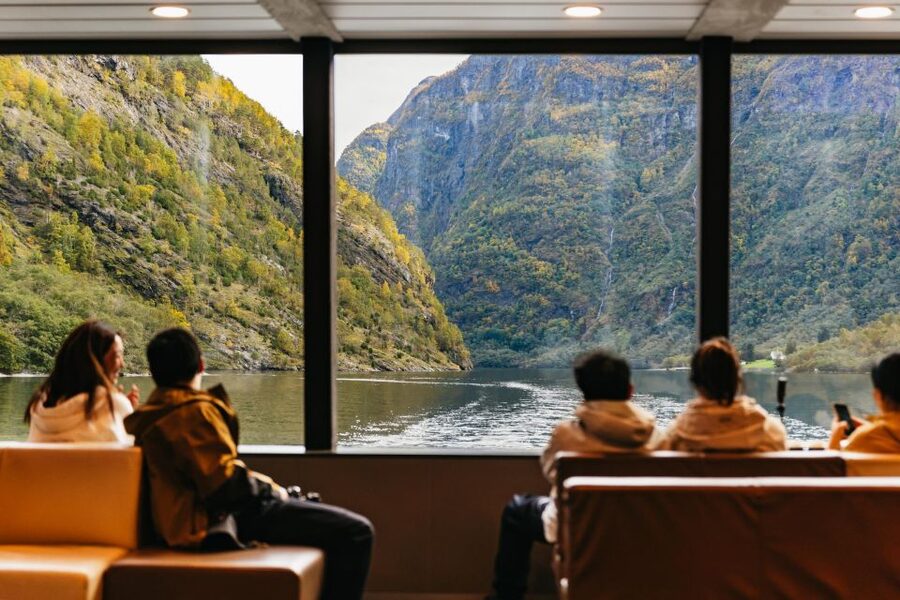 Bergen: Self-Guided Round-Trip Full-Day Excursion - The price: convenience versus a do-it-yourself route