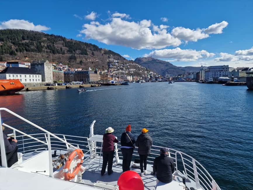 Bergen: Sightseeing Cruise of Bergen's Historic Landmarks - Bergenhus Fortress and the city’s old power center
