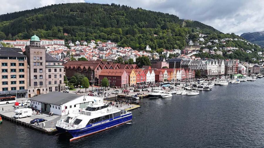 Bergen: Sightseeing Cruise of Bergen's Historic Landmarks - Setting out from Börshopen Pier