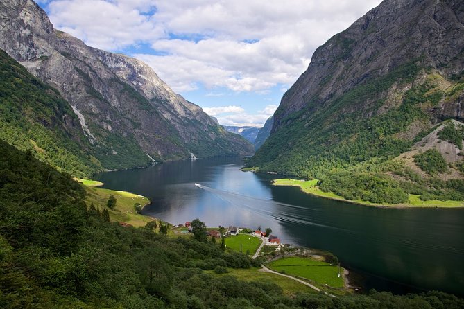 Bergen to Sognefjord Private Roudtrip with Cruise and Flasmbana - Stalheim Hotel gives you the day’s big view