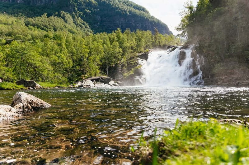 Bergen: Waterfalls of Hardangerfjord Shore Excursion - The bus journey and group rhythm