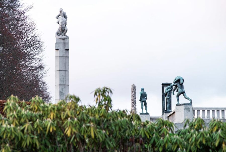 Best of Oslo: Walking Tour with a local guide - Aker Brygge and the Oslo Fjord
