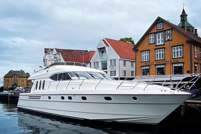 Boat Cruise to Lysefjorden and The Pulpit Rock, Fixed tour price - Cruising from Strandkaien into Lysefjorden
