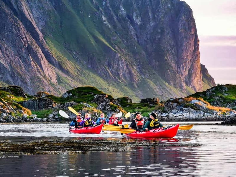 Bøstad: Kayaking Tour in Lofoten with Snacks - What the guide adds beyond basic instruction