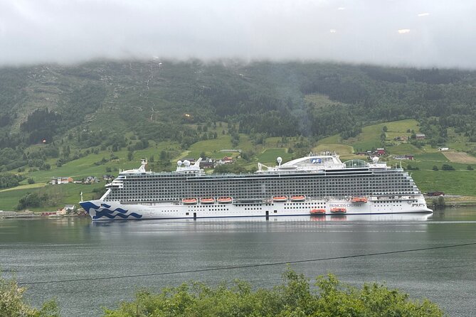 Briksdal Glacier and Loen Skylift day Excursion - Why this Olden day trip works so well