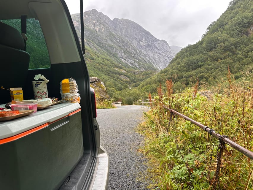 Briksdal Glacier and Loen Skylift Tour with Transfer - Timing, walking, and cruise-port planning