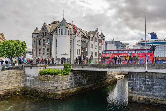 City Sightseeing Alesund Hop-On Hop-Off Bus Tour - What the audio and bus ride add