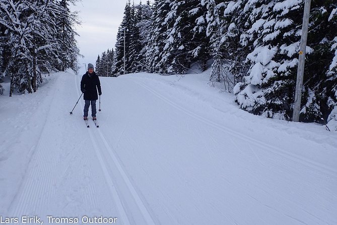 Cross-Country Ski Lesson for Beginners in Tromso - A practical first taste of Nordic skiing near Tromsø