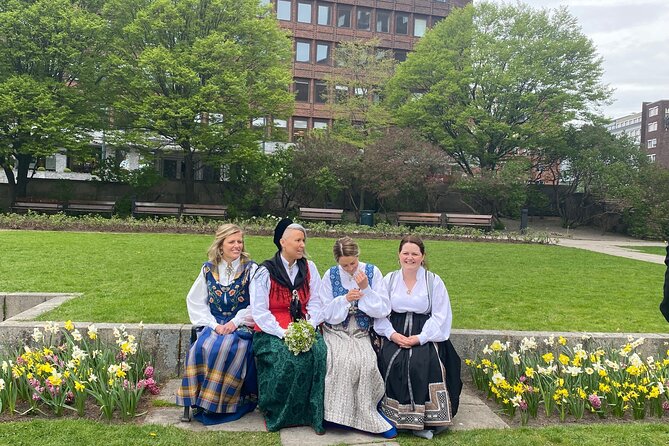 Discover Oslo on foot - City Hall and the Nobel Peace Prize ceremony