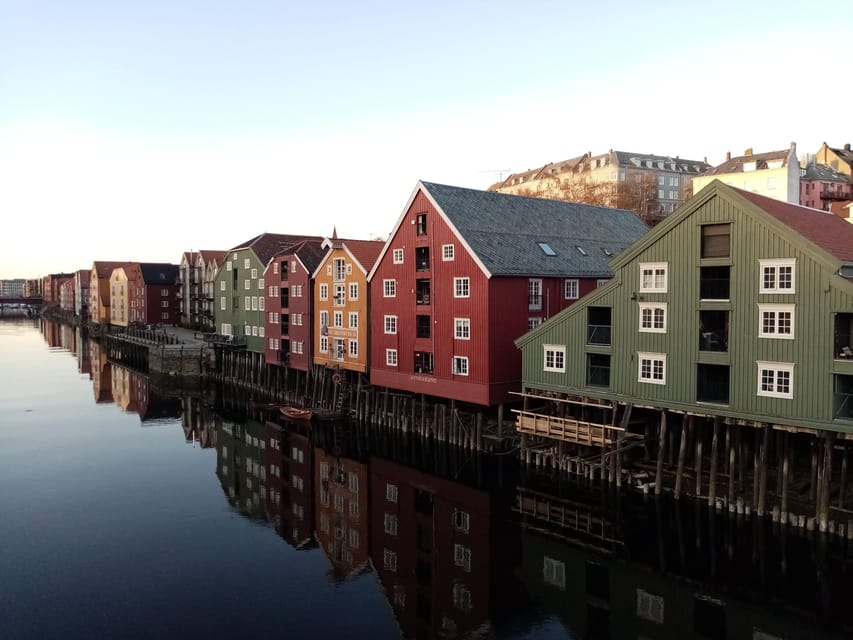 Discover the unmissables places of Trondheim - Starting at Torvet, Trondheim’s main square
