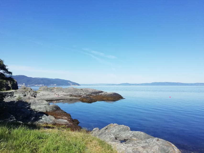 Discovery hike along the Trondheimsfjord - Ladekaia and Sponhuset break up the walk