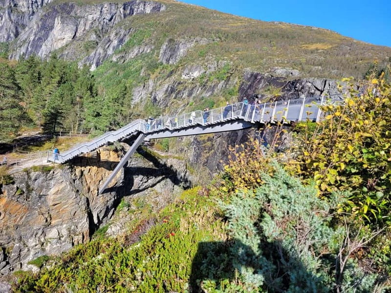 Eidfjord: Vøringsfossen Waterfalls Round-Trip Shuttle - Why Vøringsfossen is worth the short ride