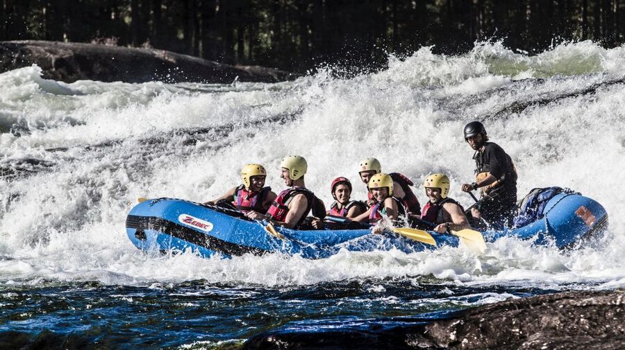 Evje: White Water Rafting Trip on Norway's Warmest Rivers - Meeting the first rapids