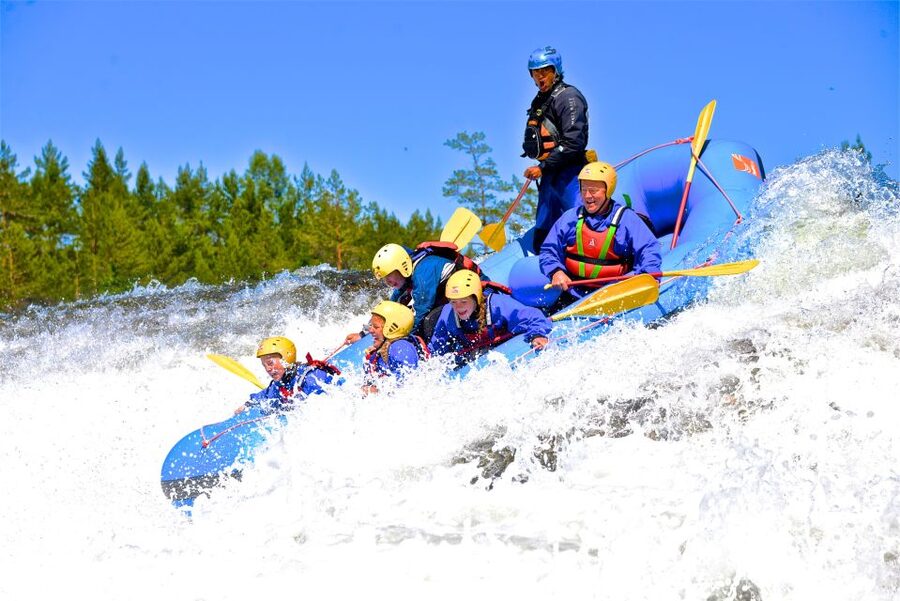 Evje: White Water Rafting Trip on Norway's Warmest Rivers - Rafting the main waterfall twice