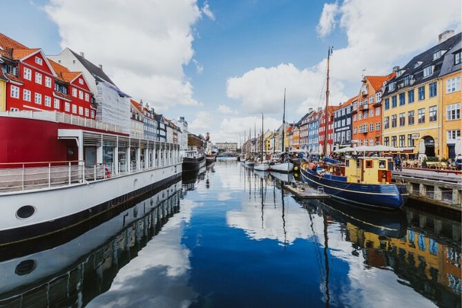 Exclusive Guided & Customized Private Oslo City Tour in Limo - Nobel Peace Center: a short stop with a clear purpose
