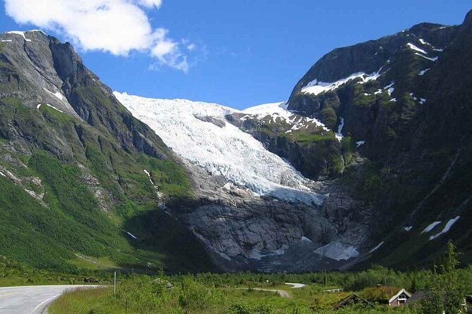 Fjord Cruise to Sognefjord and Bøyabreen Glacier - Reaching Bøyabreen by bus