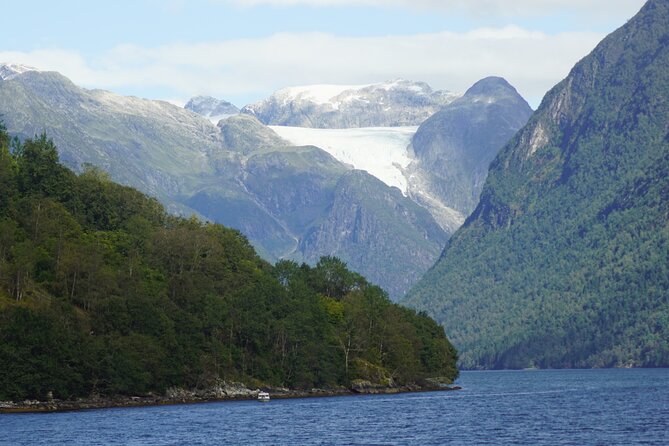 Fjord Cruise to Sognefjord and Bøyabreen Glacier - Time, food, and the cost of the day