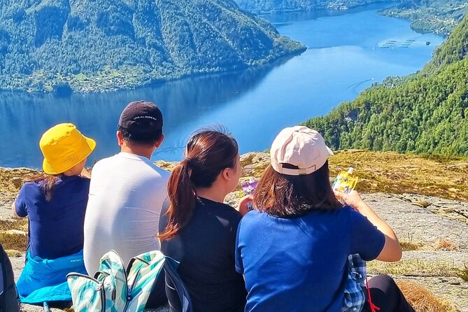 Fjord Hiking - Private tour - A private guide who adapts to your group