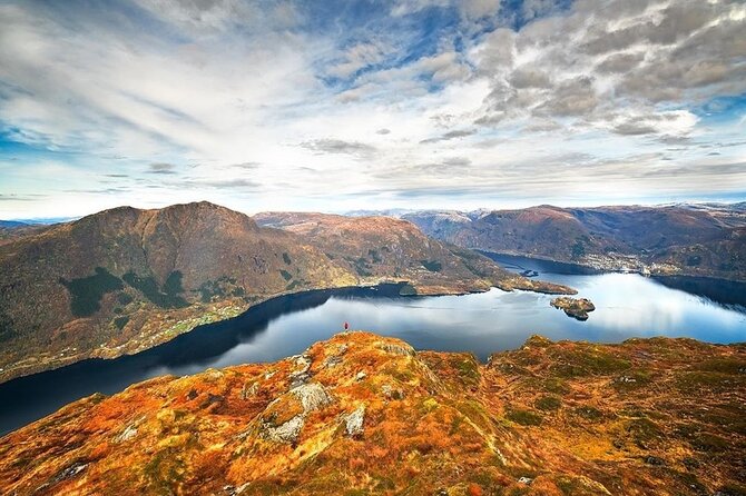 Fjord Hiking - Private tour - The fjord summit is the payoff