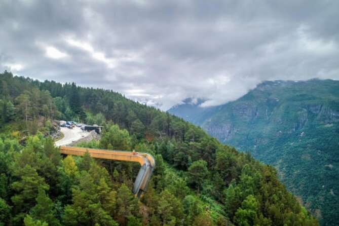 Flam: The Spectacular Stegastein Viewpoint Tour (Small Group) - What the audio guide does, and does not do
