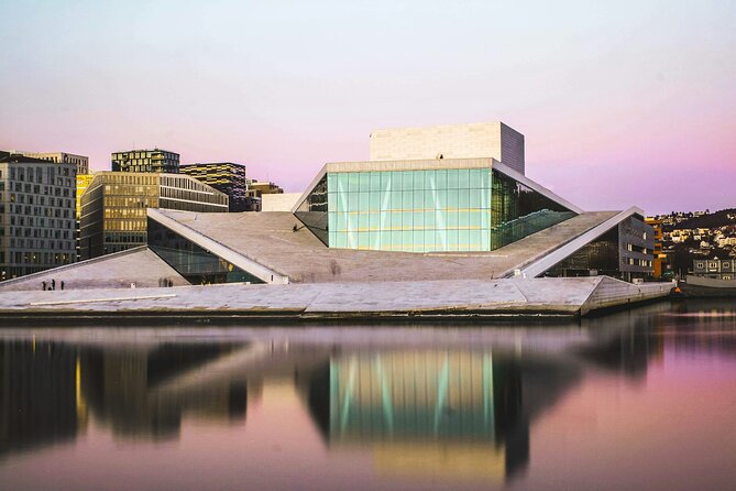 Free City Walking Tour in Oslo - Start beside Oslo’s Tiger sculpture